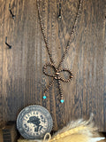 Western bow necklace